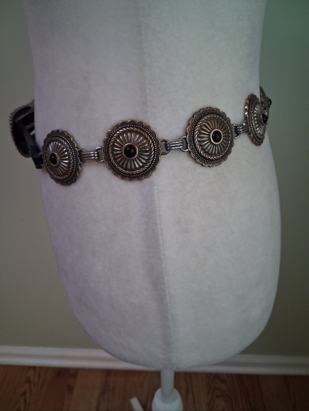 Tony Lama Vintage 1996 Western-Inspired Leather Belt with Silver Conchos - Picture 2 of 9